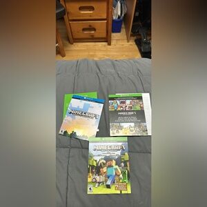 Xbox one S 500GB Console - Minecraft bundle